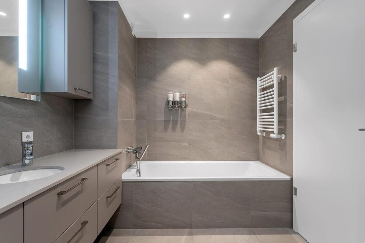 Spacious Luxury 3Br Apartment With 2 Bathrooms 1003 雷克雅維克 外观 照片